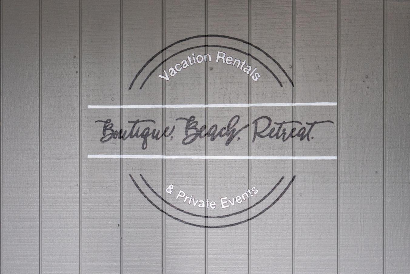 Boutique Beach Retreat Сейнт Пийт Бийч Екстериор снимка