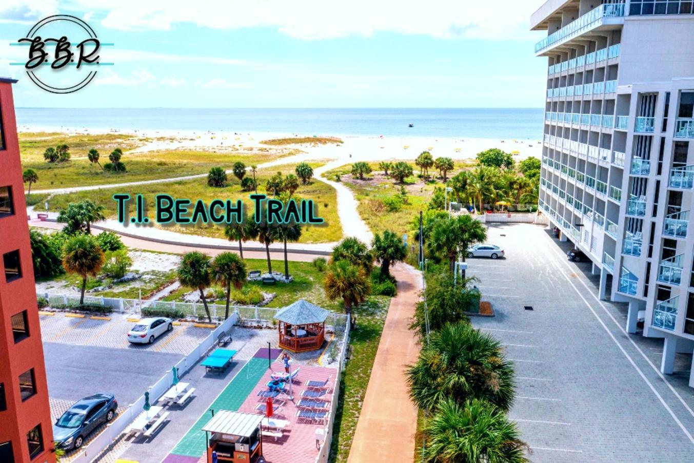 Boutique Beach Retreat Сейнт Пийт Бийч Екстериор снимка